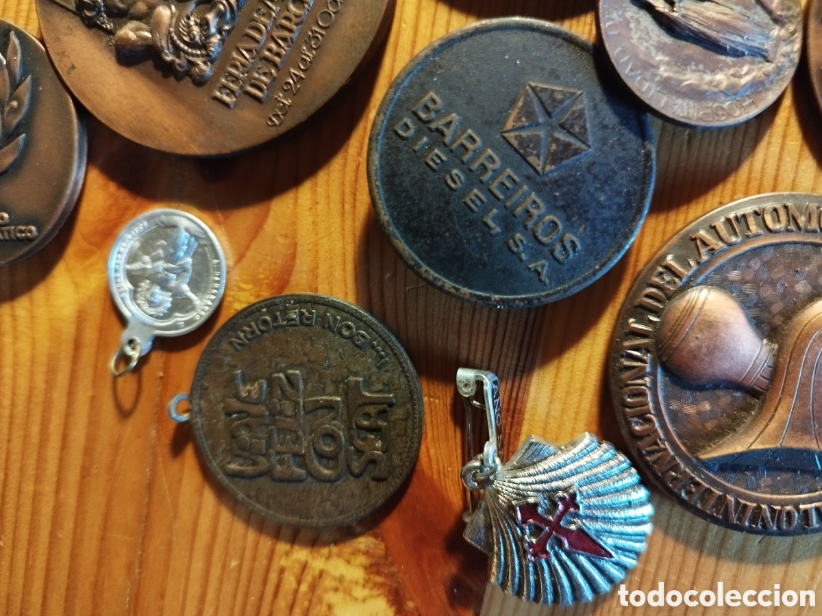 Trofeos y medallas: MEDALLAS CONMEMORATIVAS Y BROCHES - Foto 5