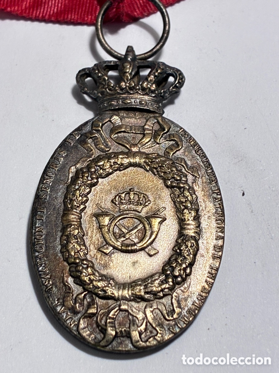 Trofeos y medallas: Medalla antigua de la patrona de Infanter&iacute;a