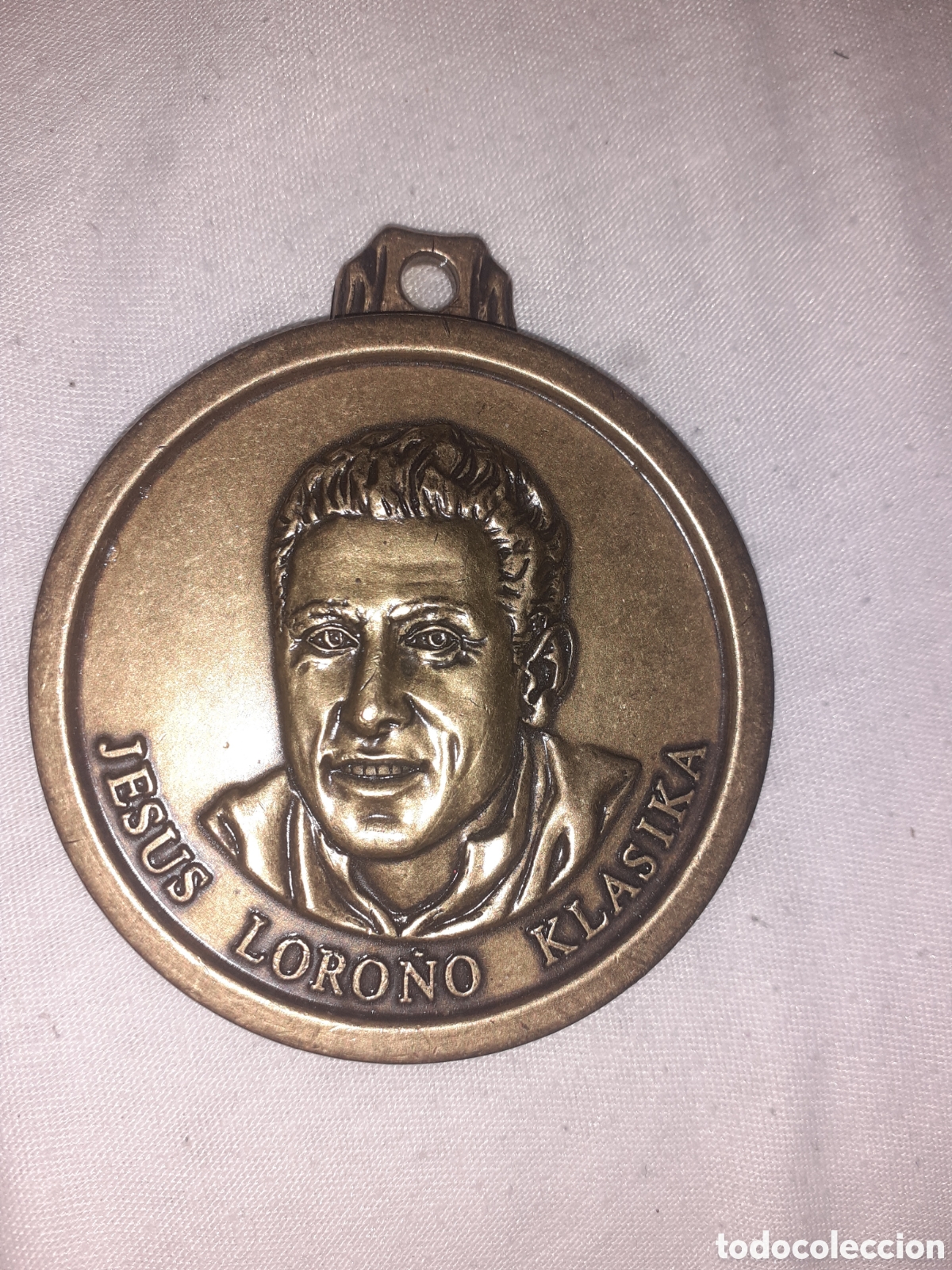 Trofeos y medallas: MEDALLA DE LA KLASIKA JESUS LORO&Ntilde;O. CICLISMO. 6 CM