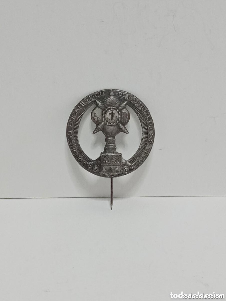 Trofeos y medallas: ANTIGUA MEDALLA CON AGUJA - CONGRESO EUCAR&Iacute;STICO DE GUIPUZCOA. S.S. 1946. 3 CM. DE DI&Aacute;METRO