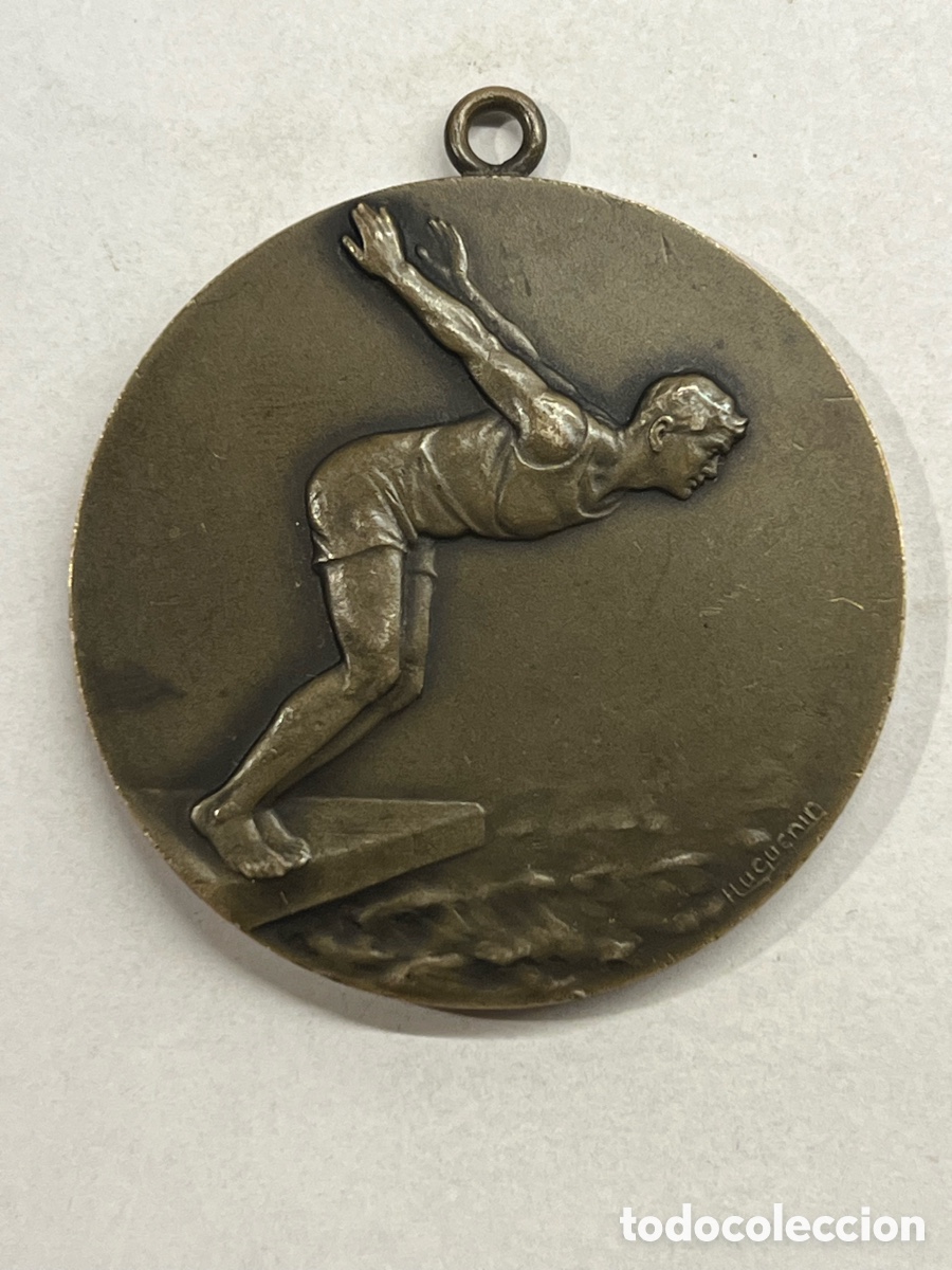 Trofeos y medallas: BARCELONA. El C.N.E., a En Lluis Lavilla per sa coopera&ccedil;io en els Festivals Internacionals (a.1923)