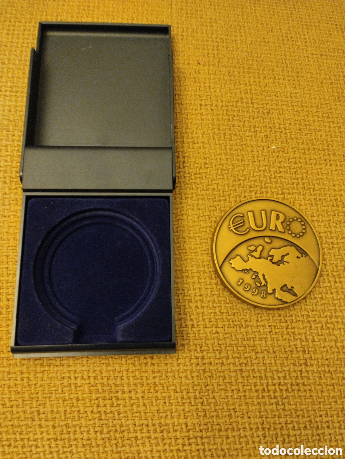 Trofeos y medallas: Moneda medalla Euro 1998 - Foto 2