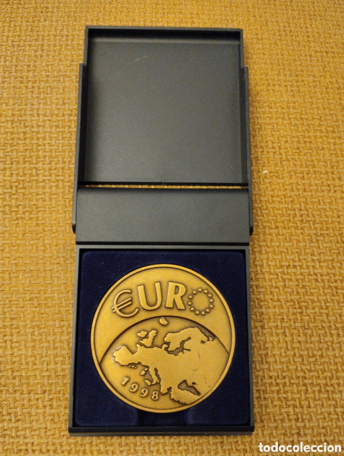 Trofeos y medallas: Moneda medalla Euro 1998 - Foto 1
