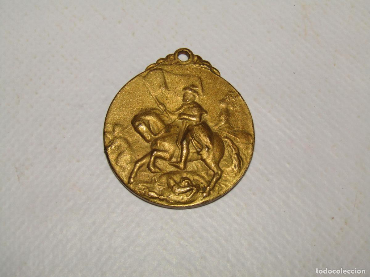 Trofeos y medallas: Antigua Medalla en Bronce Premio de Asistencia y Puntualidad del Curso 1957 - 58