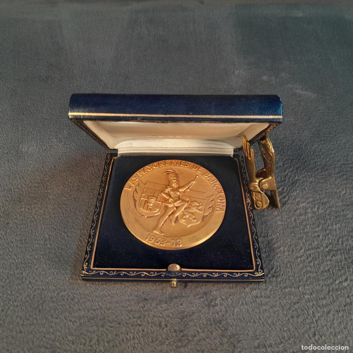 Trophies and Medals: M-2284. MEDALLA CONMEMORATIVA EN BRONCE. ANIVERSARIO LAS MAYORETTES DE BARCELONA.1963-1973.