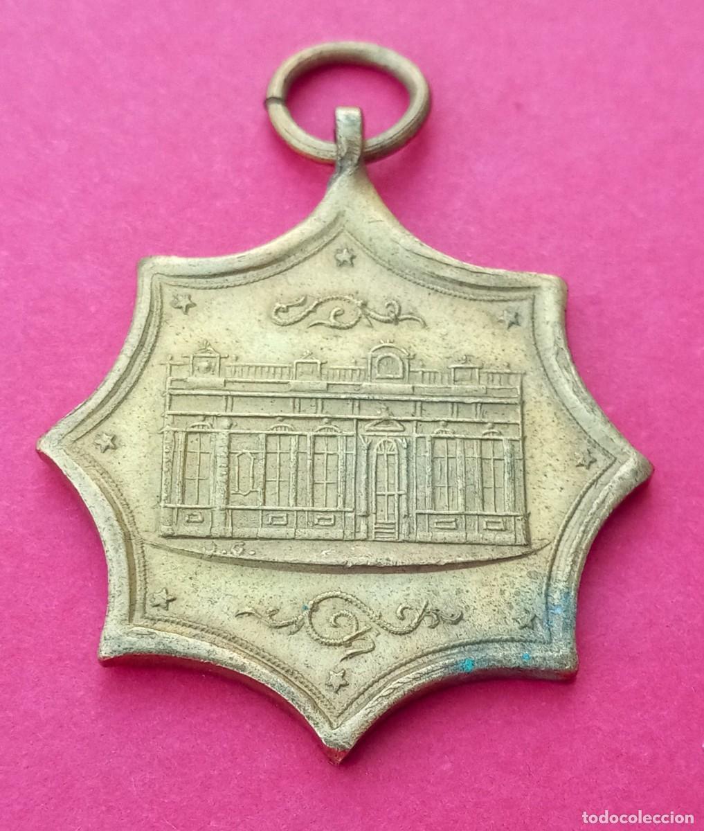 Trofeos y medallas: Medalla Ciudad Lobos Sociedad Espa&ntilde;ola A&ntilde;o 1900. Argentina.