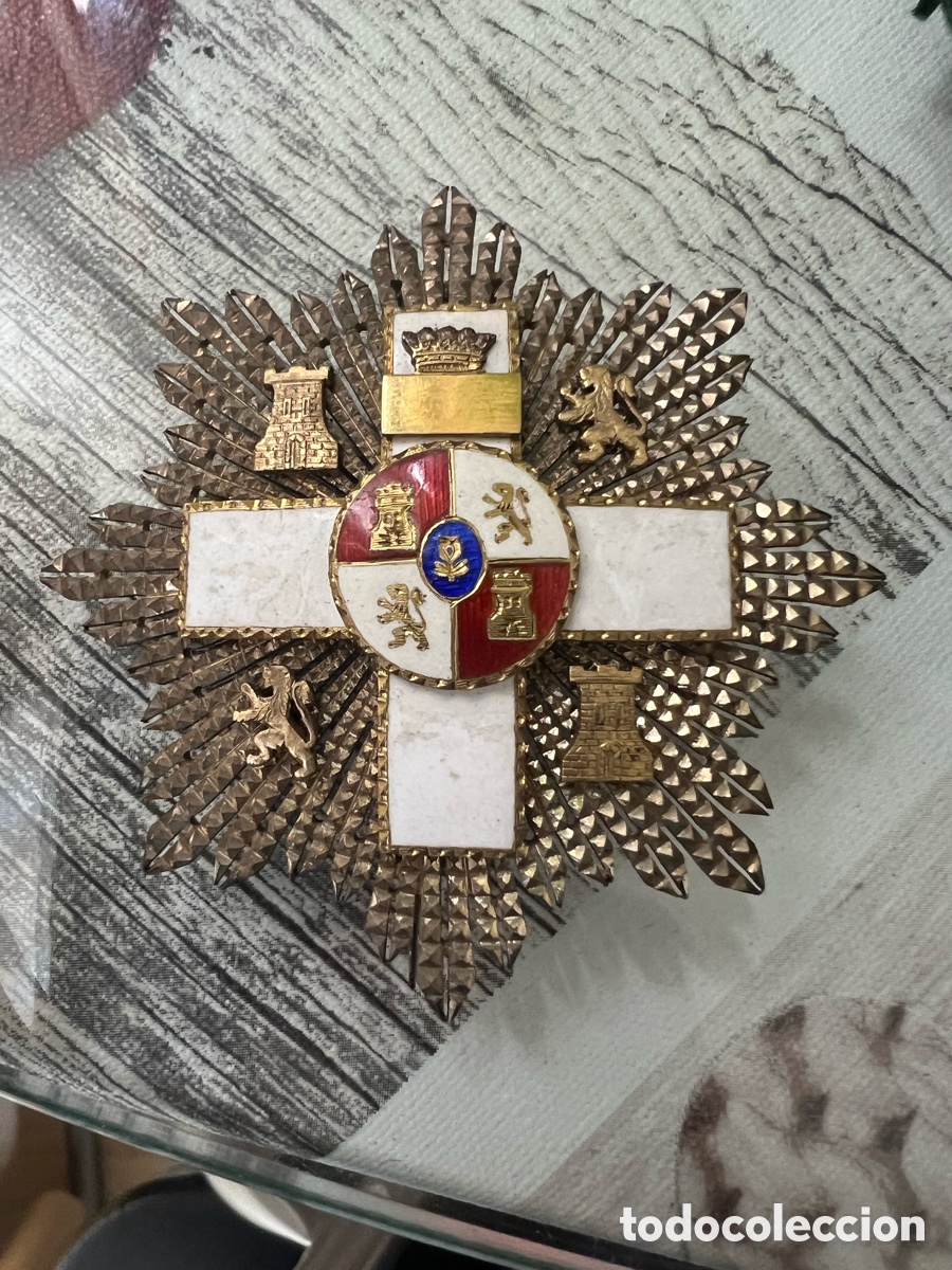 Trofeos y medallas: Pack Placa de Orden del M&eacute;rito Militar con distintivo blanco (&eacute;poca Franco/mediados siglo XX) + Pin