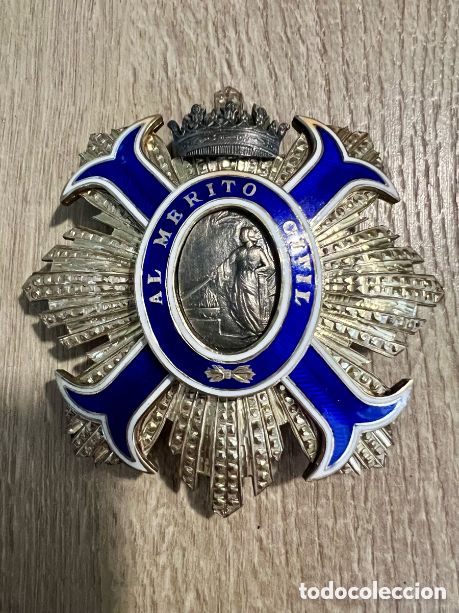 Trofeos y medallas: Placa de la Orden del M&eacute;rito Civil - &Eacute;poca de Franco (1942-1975) + 2 Miniaturas de Solapa