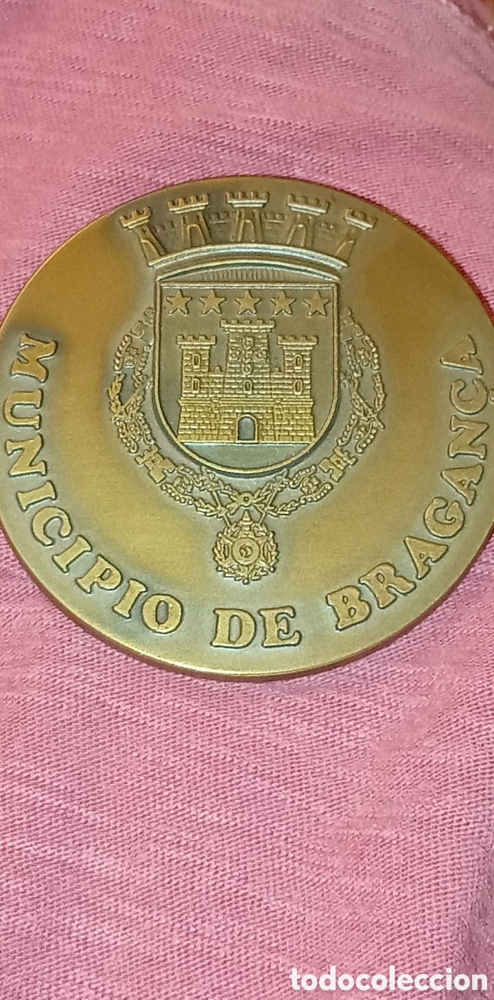Trofeos y medallas: Medalla Bronce Municipio de Bragan&ccedil;a - Domus Municipalis - Escultor Canedo - Con Caja Original -