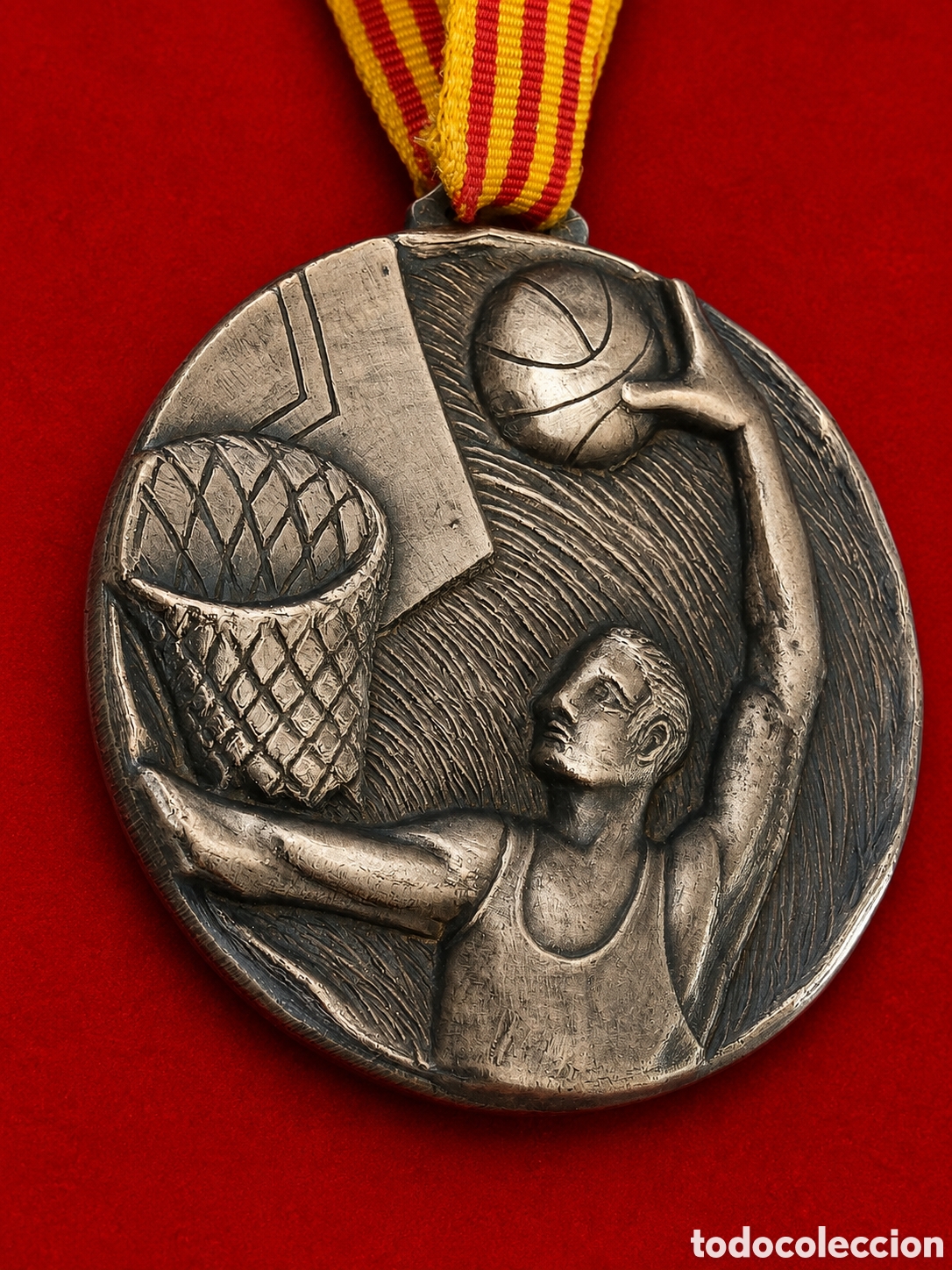 Trofeos y medallas: Medalla en argaiment a agust&iacute;n de Joan salvado 1980