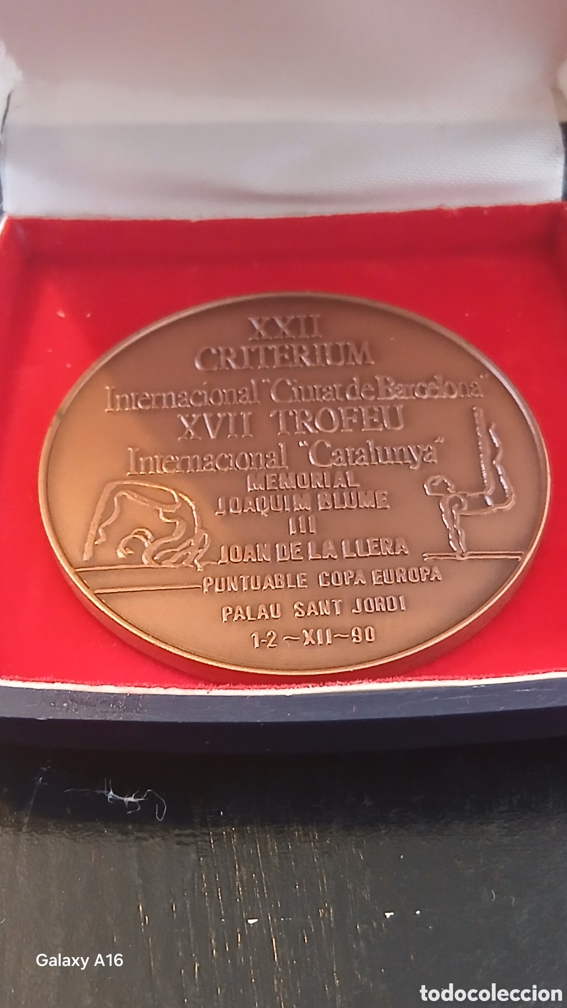 Trofeos y medallas: Medalla conmemorativa del XXII Criterium Internacional Ciutat de Barcelona y XVII Trofeu Internacion
