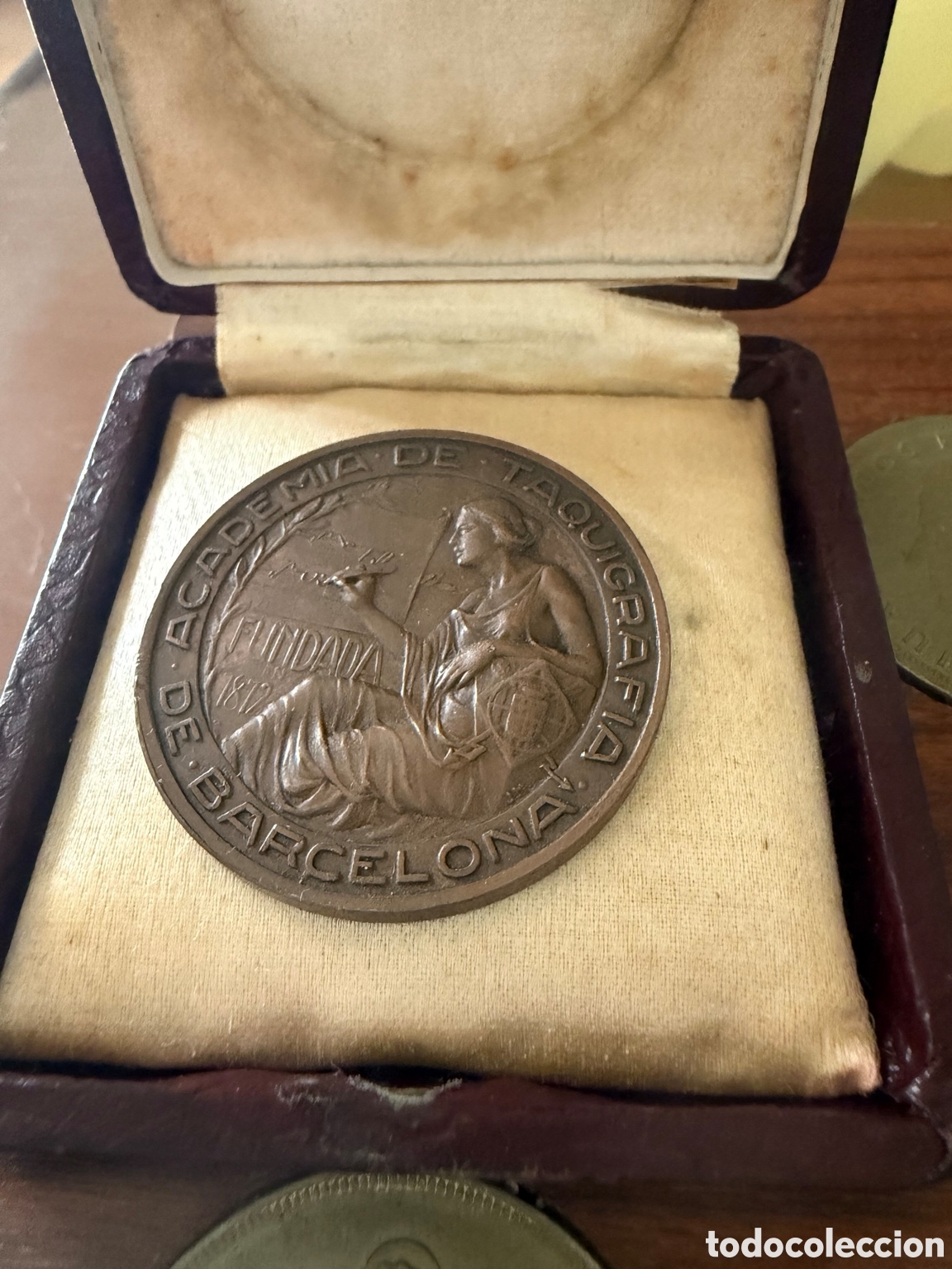 Trofeos y medallas: Medalla Academia de Taquigraf&iacute;a Barcelona 1922 con estuche original