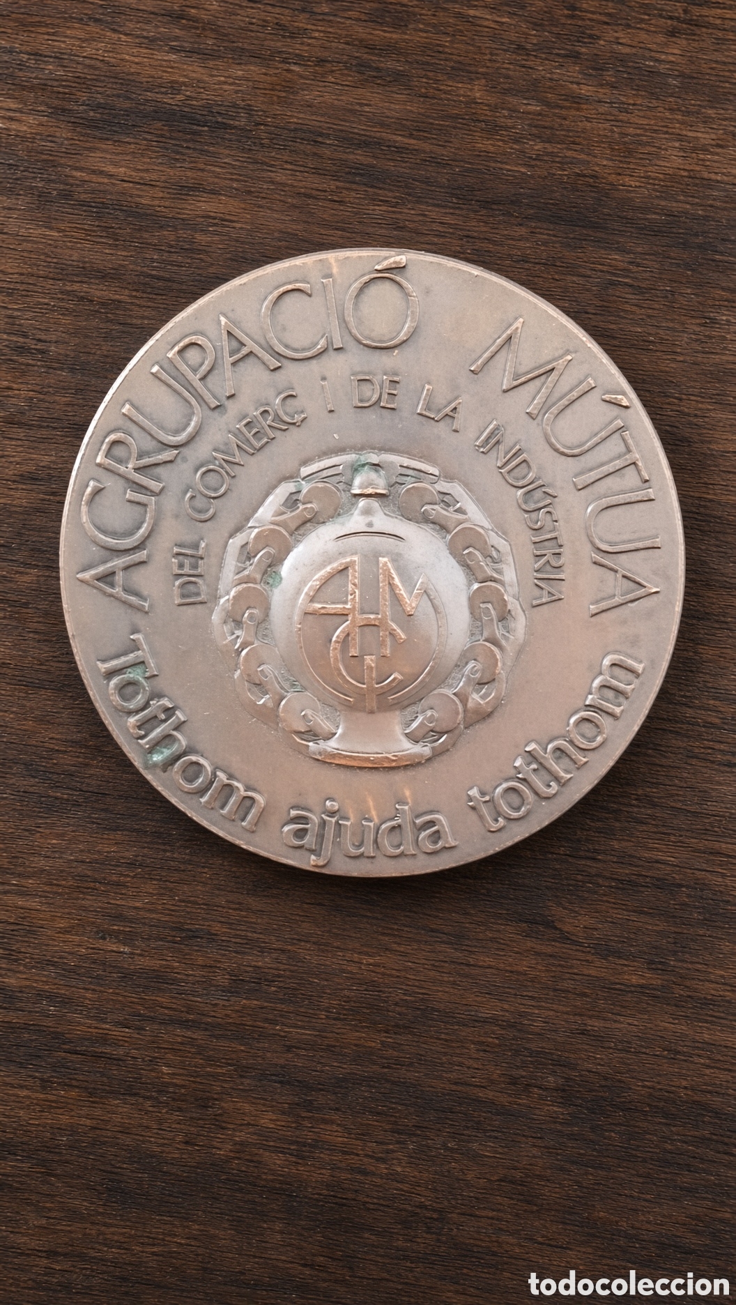 Trofeos y medallas: Medalla AGRUPACIO MUTUA con caja Medalla de la AGRUPACIO MUTUA DEL COMERC I DE LA INDUSTRIA