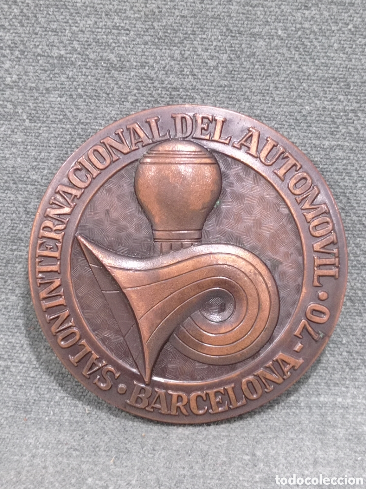 Trofeos y medallas: ANTIGUA MEDALLA CONMEMORATIVA SAL&Oacute;N INTERNACIONAL DEL AUTOM&Oacute;VIL DE BARCELONA - 1970