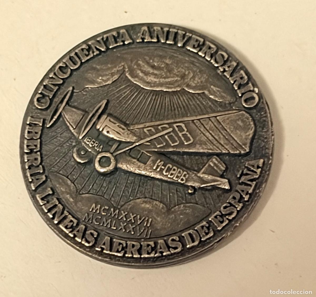 Trofeos y medallas: Antigua medalla conmemorativa del 50 aniversario de IBERIA LINEAS A&Eacute;REAS DE ESPA&Ntilde;A. 1927 - 1977