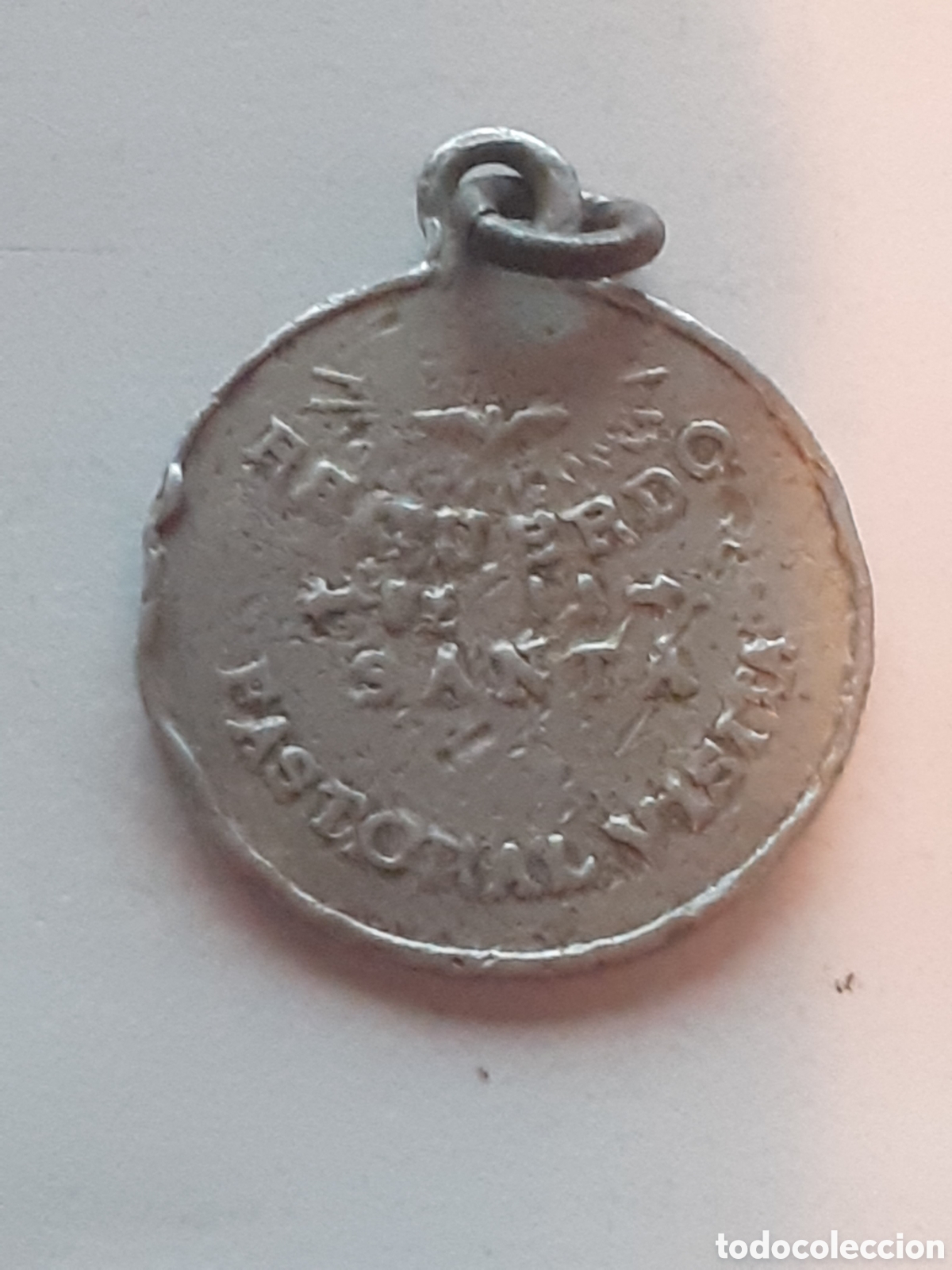 Trofeos y medallas: MEDALLA ANTIGUA RECUERDO DE LA VISITA PASTORAL. CORAZON DE JESUS.