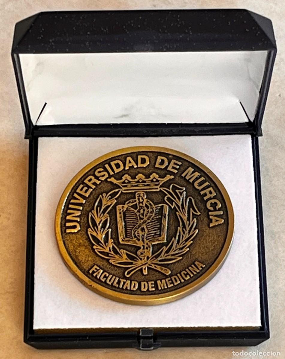 Trofeos y medallas: MEDALLA BRONCE UNIVERSIDAD DE MURCIA, FACULTAD DE MEDICINA, XL ANIVERSARIO 1969 2009, CON ESTUCHE