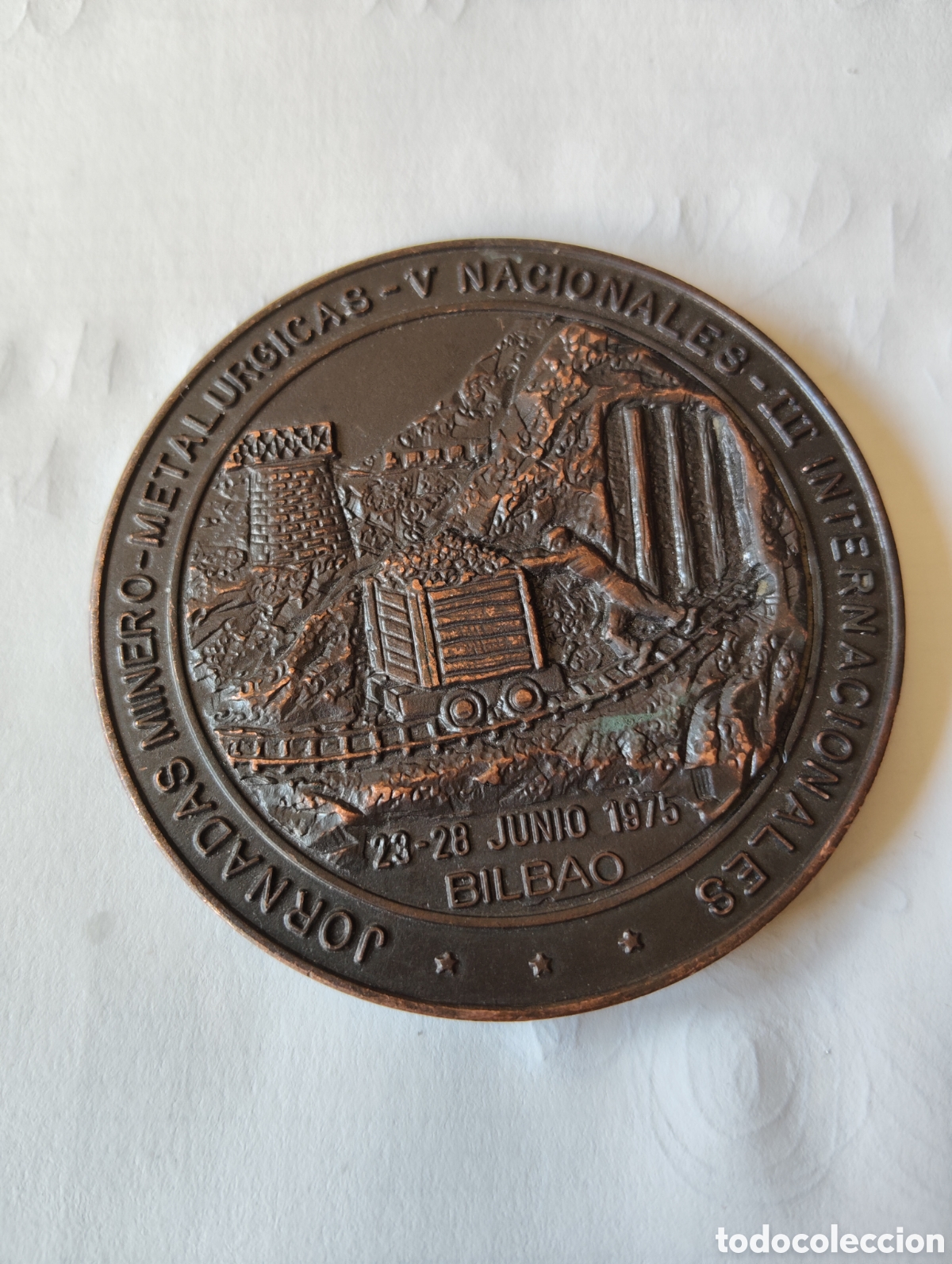 Trofeos y medallas: Jornadas MINERO-METALURGICAS NACIONALES INTERNACIONALES. Bilbao 1975