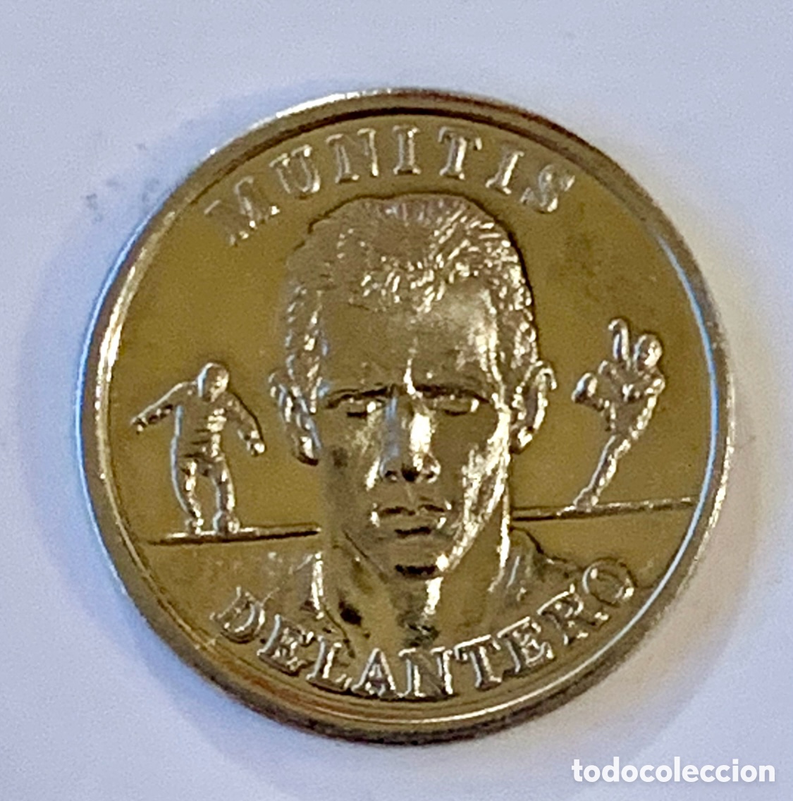 Trofeos y medallas: Moneda / Medalla. Selecci&oacute;n de F&uacute;tbol. MUNITIS. Delantero. 2000.