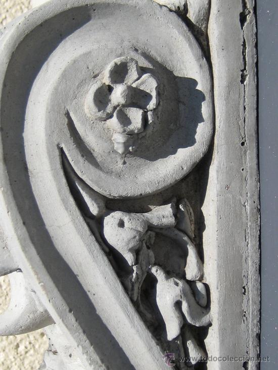 Otros objetos de arte: Cari&aacute;tide de cemento - Foto 5