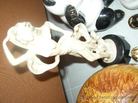 Otros objetos de arte: Elegante figura , 27 cms. con pie - Foto 3