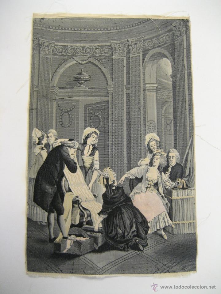 Otros objetos de arte: ANTIGUO BORDADO DE SEDA CON ESCENA ROCOCO - Foto 1