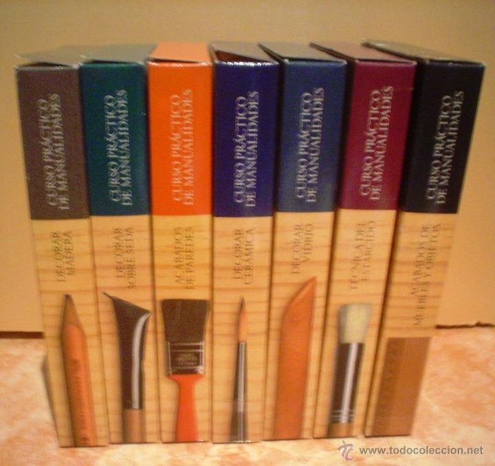 Otros objetos de arte: CURSO PRACTICO DE MANUALIDADES EN VIDEO.(EN VHS) - Foto 1