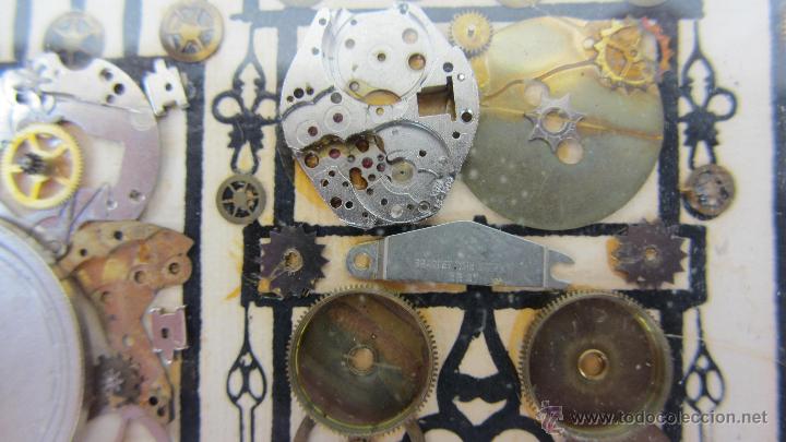 Otros objetos de arte: CUADRO COLLAGE DE L. KERSH de 1975 - Foto 4