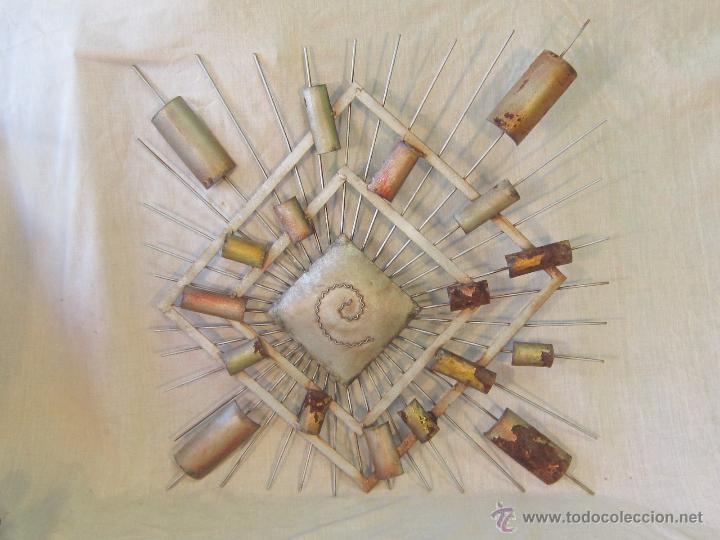 Otros objetos de arte: CUADRO ABSTRACTO EN HIERRO - Foto 1