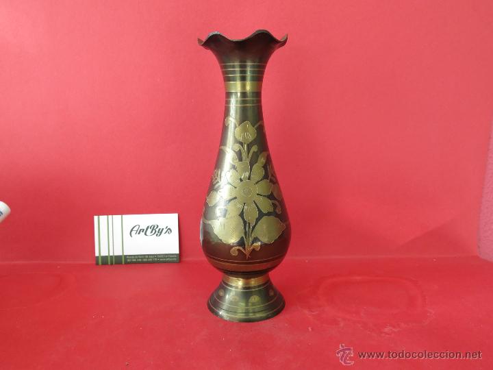 Otros objetos de arte: Vasija de bronce trabajada a mano. - Foto 1