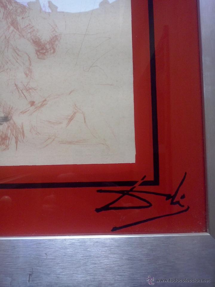 Otros objetos de arte: cuadro con lamina de dali- firma en cristal - Foto 3