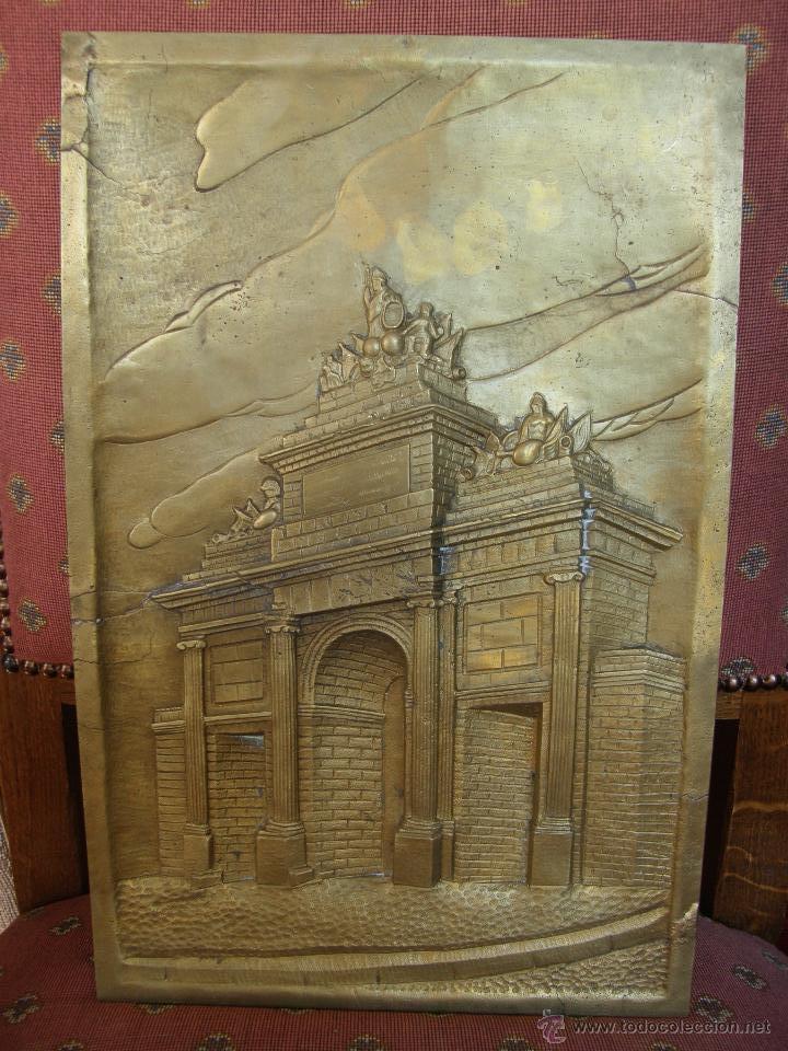 Otros objetos de arte: cuadro de la Puerta de Toledo en bronce - Foto 1