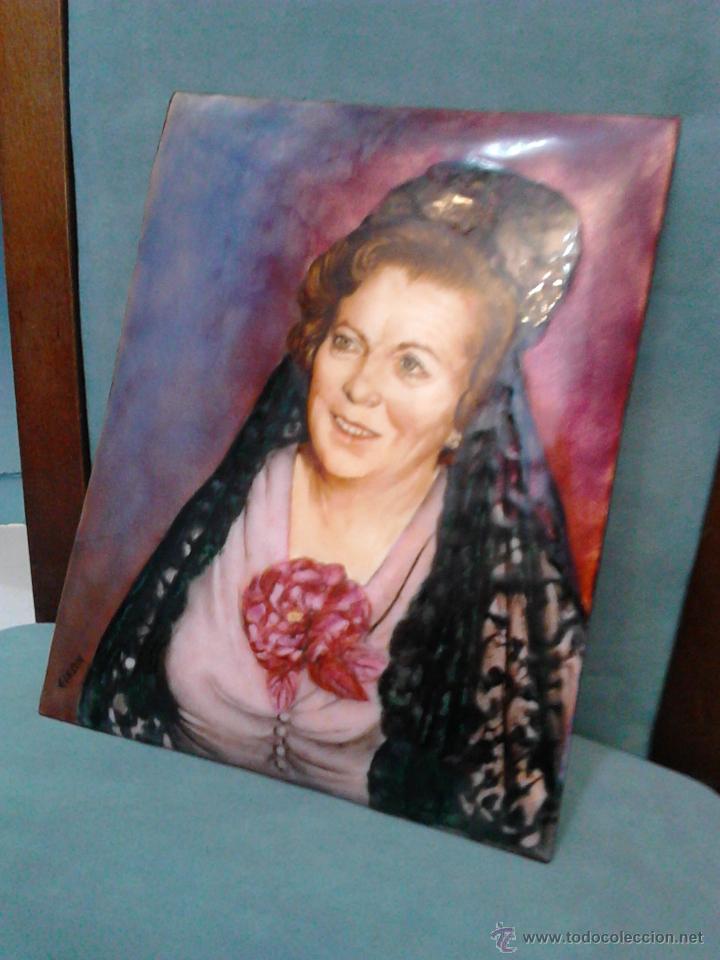 Otros objetos de arte: Retrato en esmalte de dama con mantilla - Foto 1