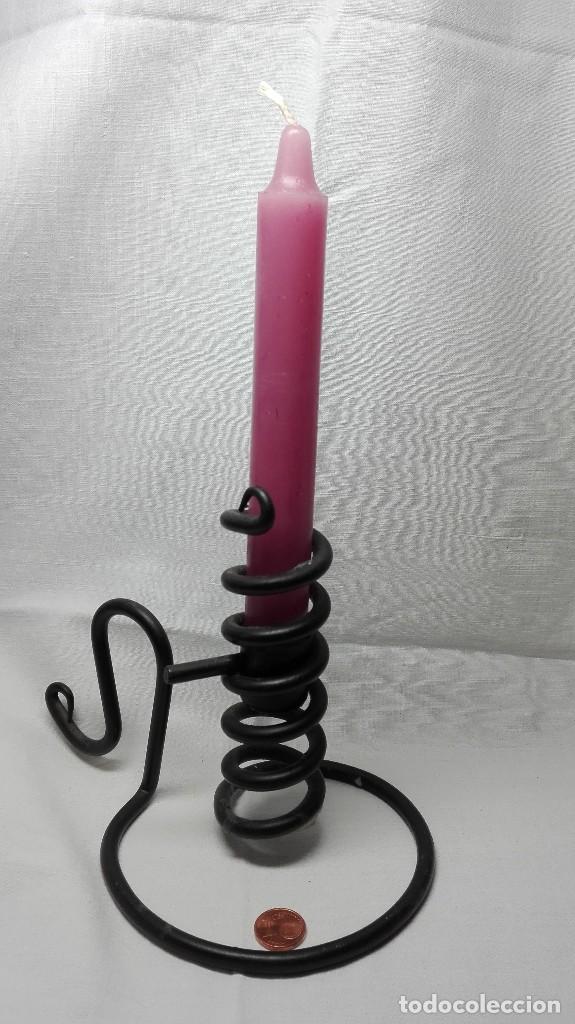 Otros objetos de arte: Candelabro hierro forjado. - Foto 2