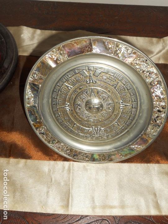 Otros objetos de arte: PLATO AZTECA DE ALPACA  CON BORDES EN NACAR - Foto 8