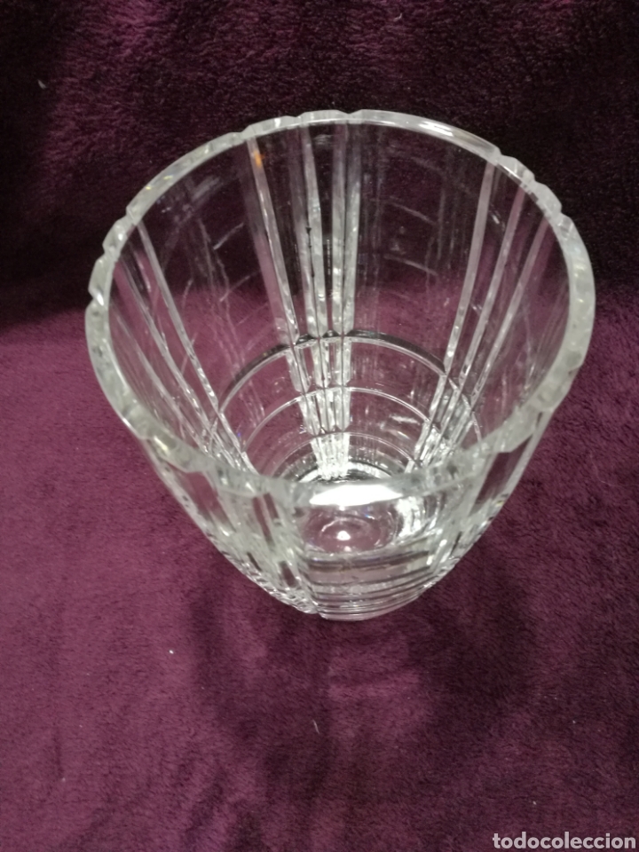 Otros objetos de arte: Florero de cristal tallado - Foto 2