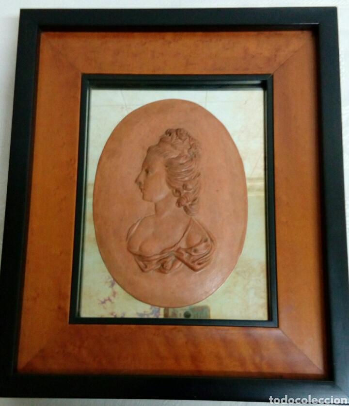 Otros objetos de arte: CUADRO CON BUSTO MARIA ANTONIETA - Foto 1