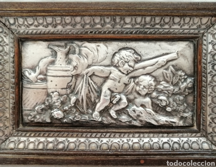 Otros objetos de arte: Antiguo Bajorelieve Alpaca. - Foto 1