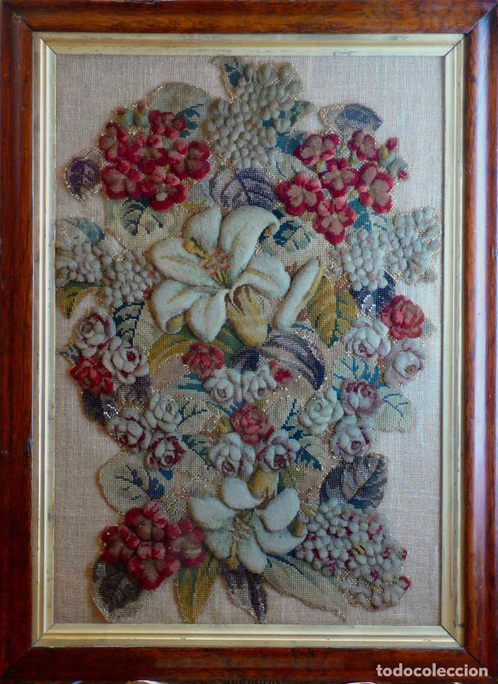 Otros objetos de arte: bordado: ramo de flores - Foto 1
