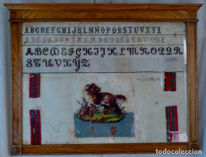 Otros objetos de arte: ABCdario bordado - Foto 1