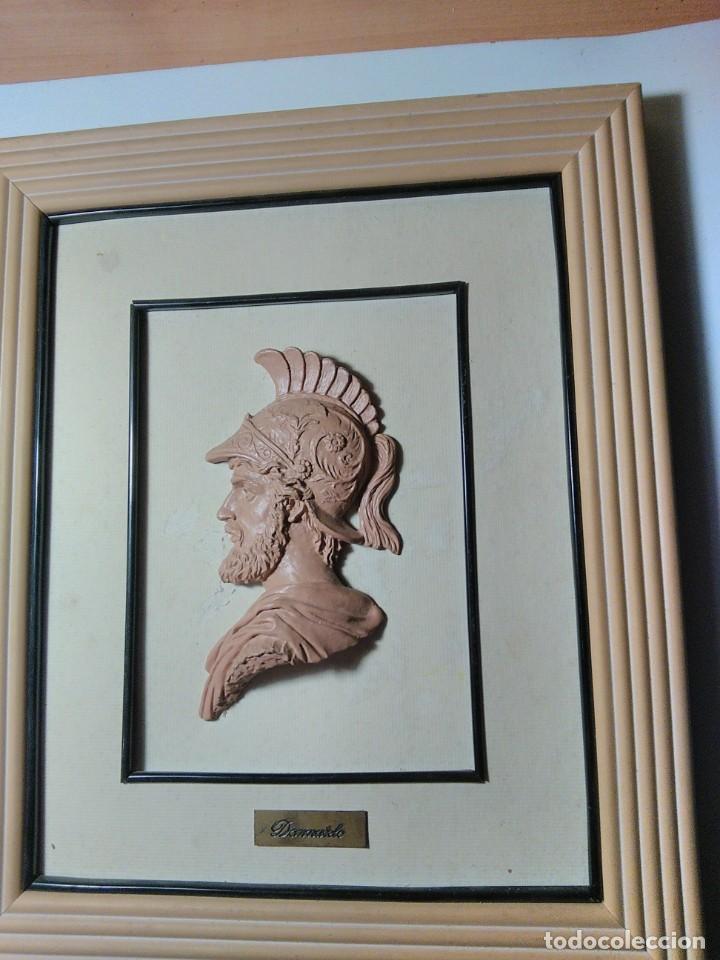 Otros objetos de arte: Dos cuadros en relieve. - Foto 10