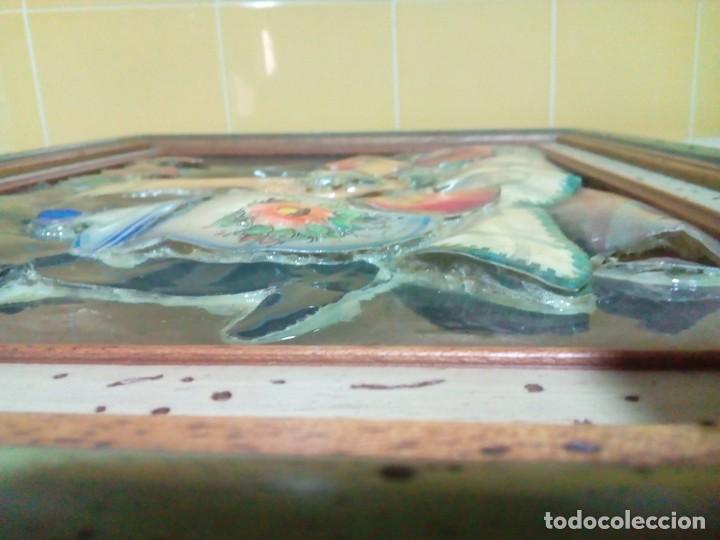 Otros objetos de arte: BONITO CUADRO CON RELIEVE ESMALTADO - Foto 5