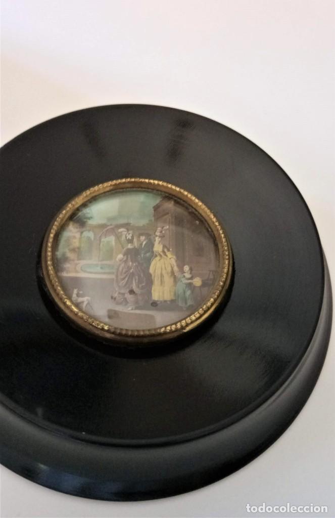 Otros objetos de arte: Cuadro redondo antiguo - Foto 1
