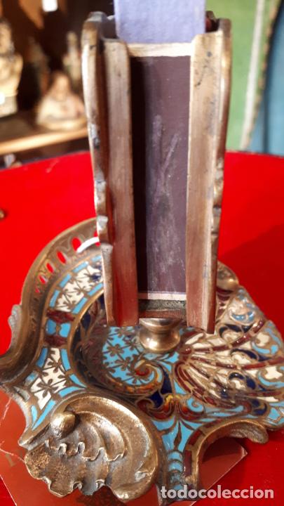 Otros objetos de arte: CERILLERO DE ESMALTE CHAMPLEVE.S.XIX - Foto 4