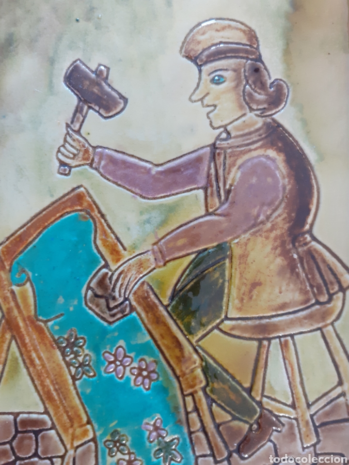 Otros objetos de arte: Dos azulejos con dibujo, enmarcado con marco de corcho. - Foto 3