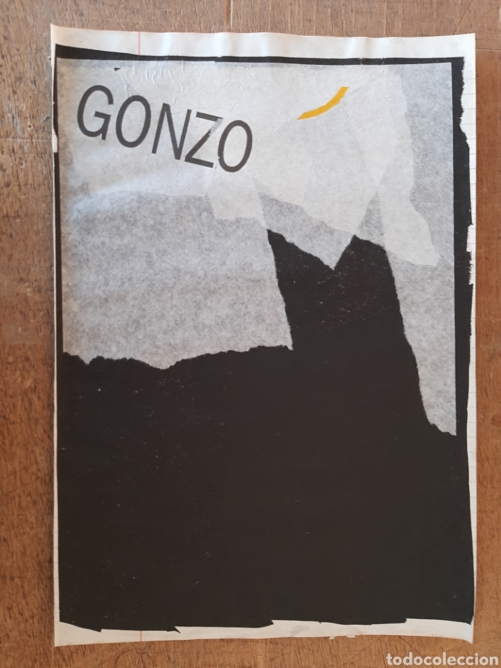 Otros objetos de arte: Collage sobre papel de cuaderno - Foto 1