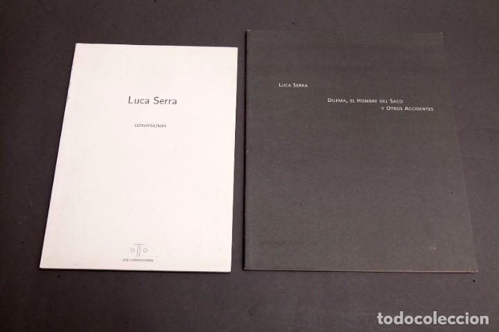 Otros objetos de arte: LUCA SERRA - 5 CAT&Aacute;LOGOS FIRMADOS - Foto 3