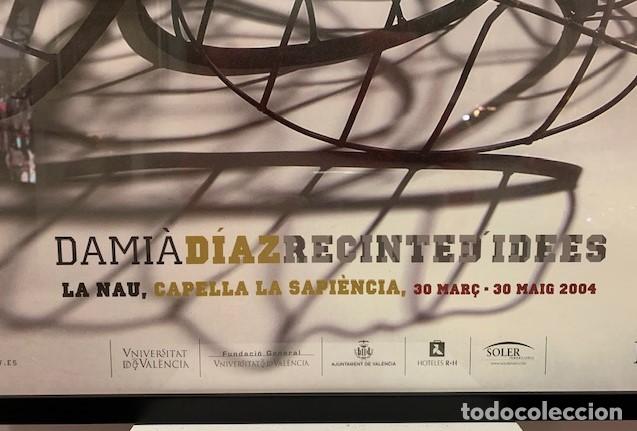 Otros objetos de arte: CARTEL EXPOSICI&Oacute;N DAMI&Aacute; D&Iacute;AZ. 2004. - Foto 2