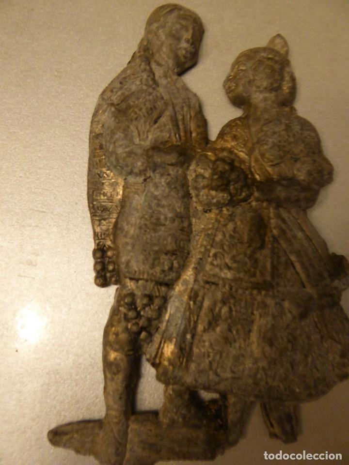 Otros objetos de arte: Pareja de falleros en bronce - Foto 1