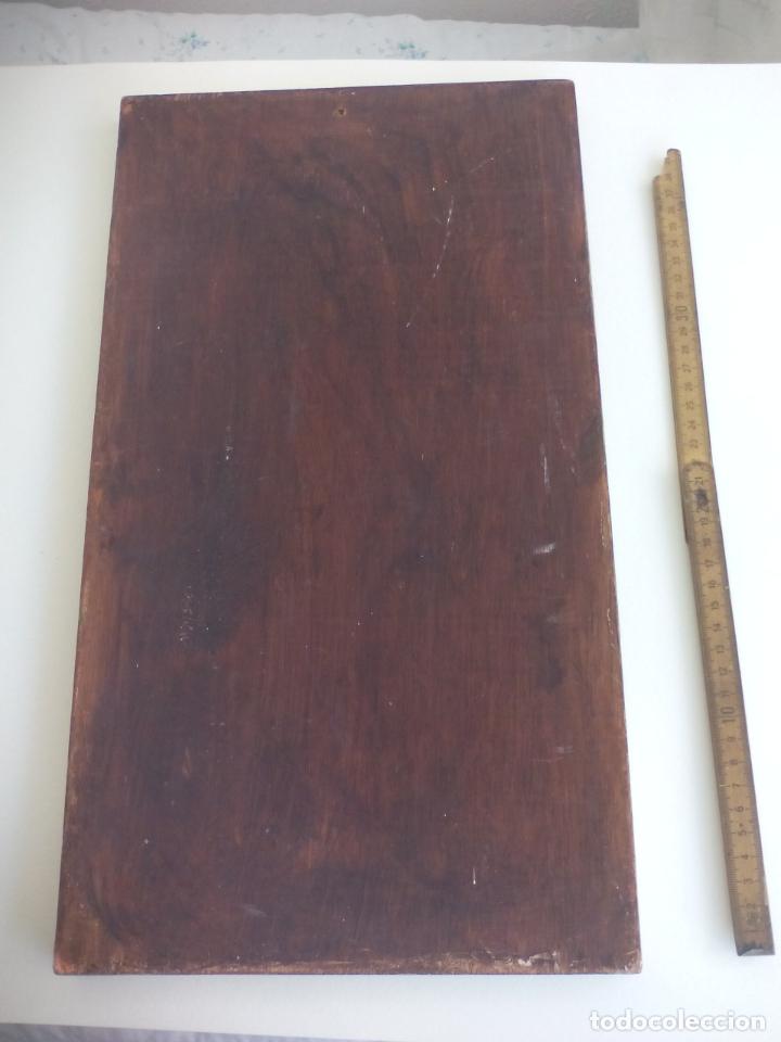 Otros objetos de arte: CUADRO TABLA CON ESCENAS MEDIEVALES. POSTALES INCRUSTADAS EN MADERA. - Foto 5